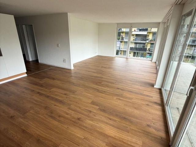 5 Zimmer, 117 m², 2. Stock