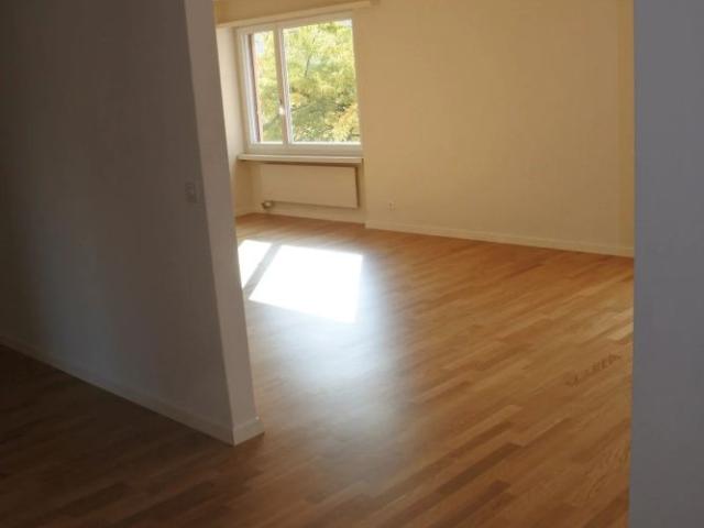 5 Zimmer, 122 m², 3. Stock