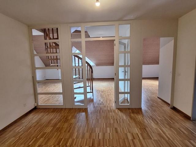 5 Zimmer, 137 m², 3. Stock