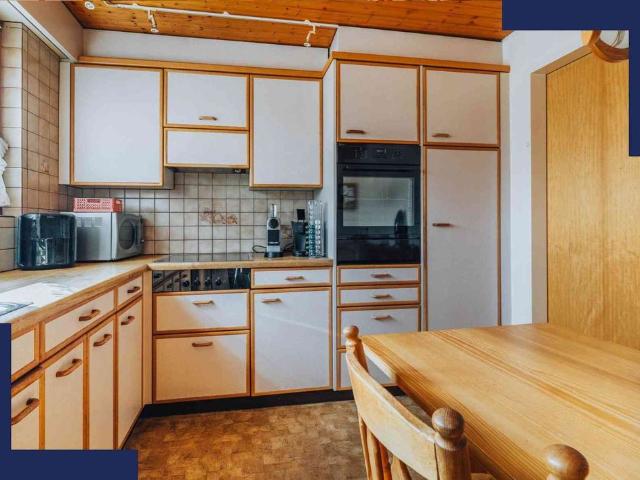 5 Zimmer, 138 m², 2. Stock