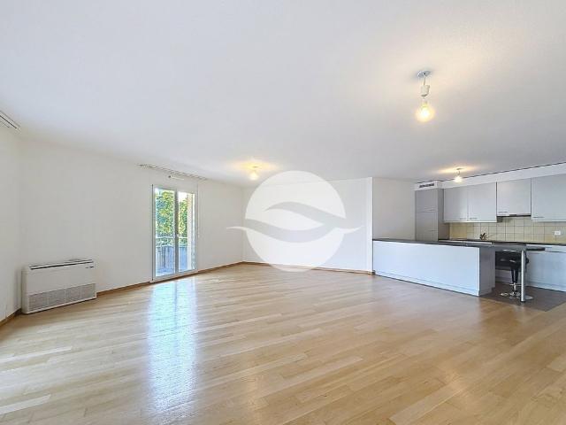5 Zimmer, 157 m², 1. Stock