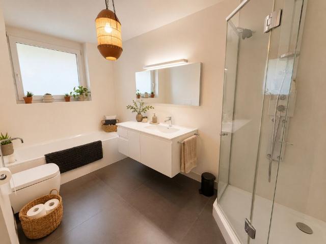 5 Zimmer, 250 m², EG