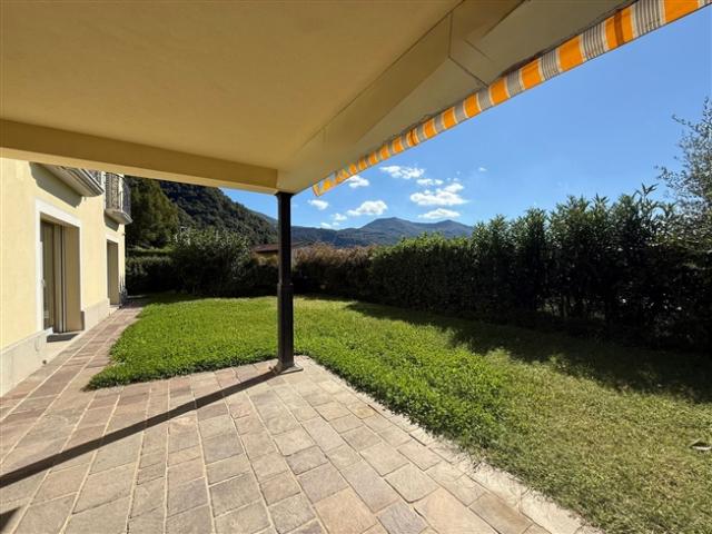 5 Zimmer Wohnung mit Blick auf Garten und See in Morcote