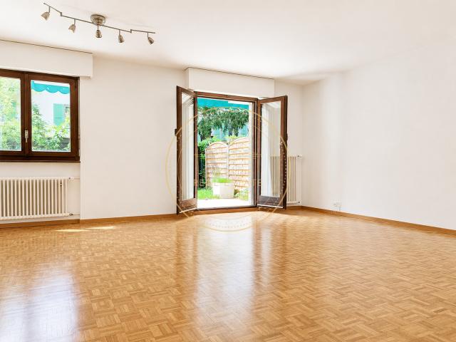 Corsier village – Wohnung 5 Zimmer im Erdgeschoss