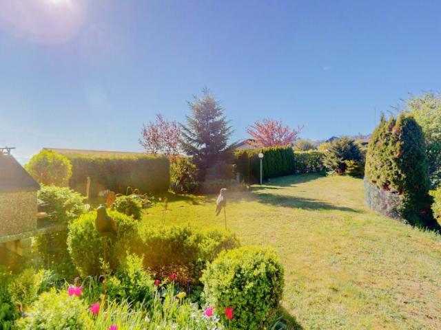 5½ Zimmer, grosser Garten, viel Ruhe und Blick auf's Belpmoos