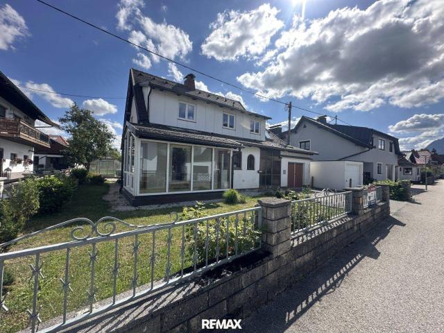 5 Zimmer Haus in Pinsdorf mit einem großen, ebenen Grund