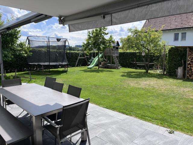 5½ ZIMMER HAUS IN SCHWARZENBACH SG, MÖBLIERT, TEMPORÄR
