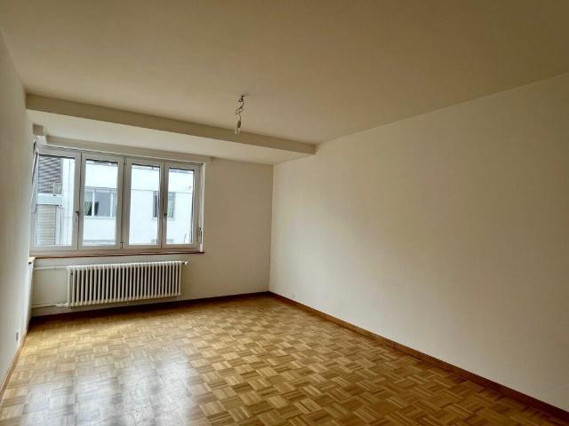 5 Zimmerwohnung im 2. Obergeschoss ohne Lift / Hegenheimerstrasse
