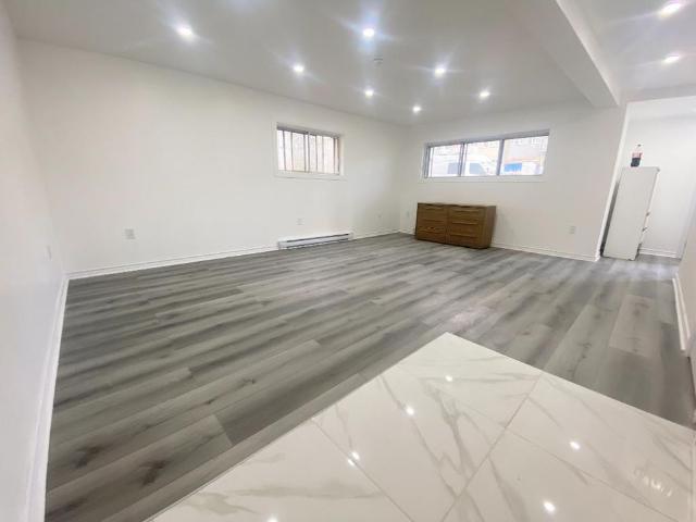 5 1/2 entièrement rénové à St Léonard Semi sous sol de triplex