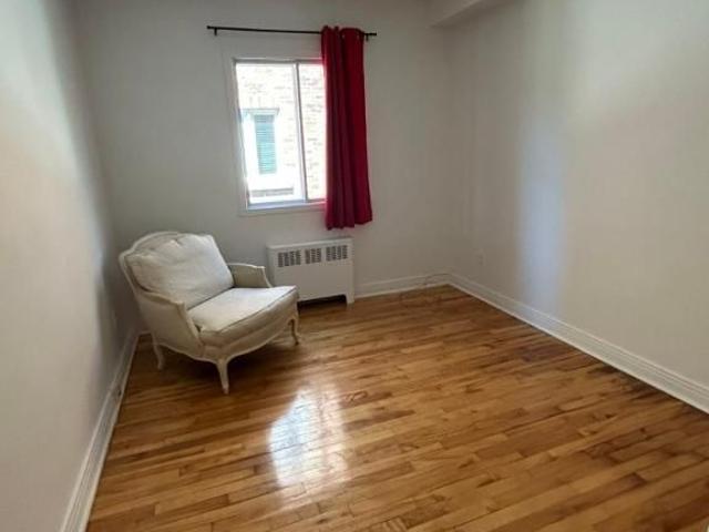 5 1/2 quartier Villeray près du métro Iberville / chauffage et électricité inclus