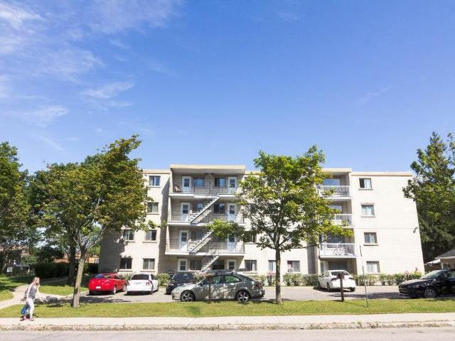 5 1/2 Ste Foy UNIVERSITÉ \CEGEP juillet