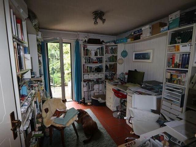 5 1/2 Zimmer Eckhaus mit Pool und Garten / casa d'angelo di 5 1/2 locali con pool e giardino | dreamo. Ch