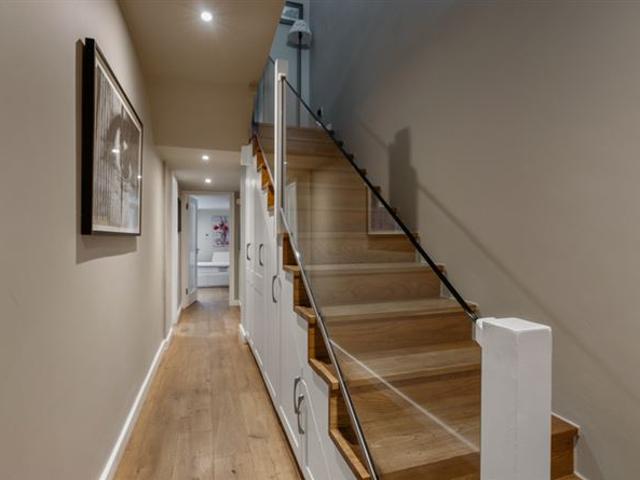 5,200 / month | 17 Heytesbury Street, Dublin 8, Portobello Lisney Sotheby's International Realty Ballsbridge 5017 MyHome. Ie Lettings