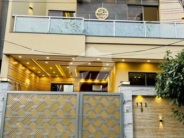 5.2 Marla Brand New Designer House For Sale