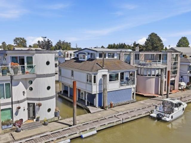 5 3459 River Road W, Delta, BC, V4K 4Y6 Single Family Property For Sale | Listing ID R3122 | Royal LePage