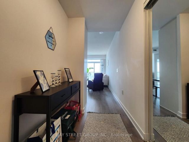 5 38 Honeycrisp Crescent, Concord | 1+1Beds/1Bath, Condo, $2,300/mo | Condos. Ca