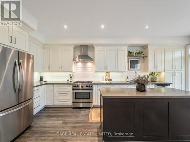 5 3071 Treadwells Drive, Mississauga, ON, L4X 1L5 townhouse for sale | Listing ID W13453 | Royal LePage