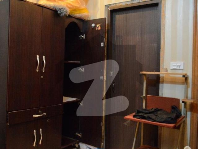 B Block House 85 B with 5Kva Solar system, Prime Location 1 minute walk from Baba Tikka D Ground