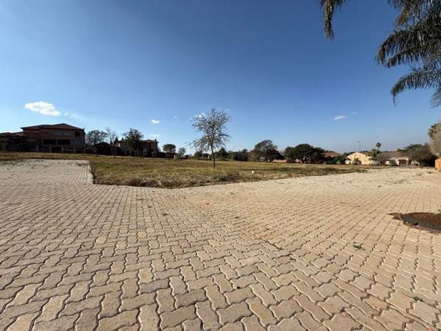 5 569 m² Land available in Doringkruin