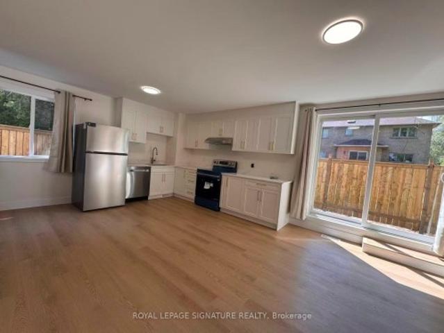 5 53 Bishop Avenue, Toronto, ON, M2M 1Z4 house for lease | Listing ID C13585 | Royal LePage