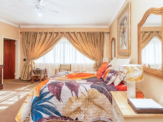 5.5 Bedroom House in Lyttelton Manor