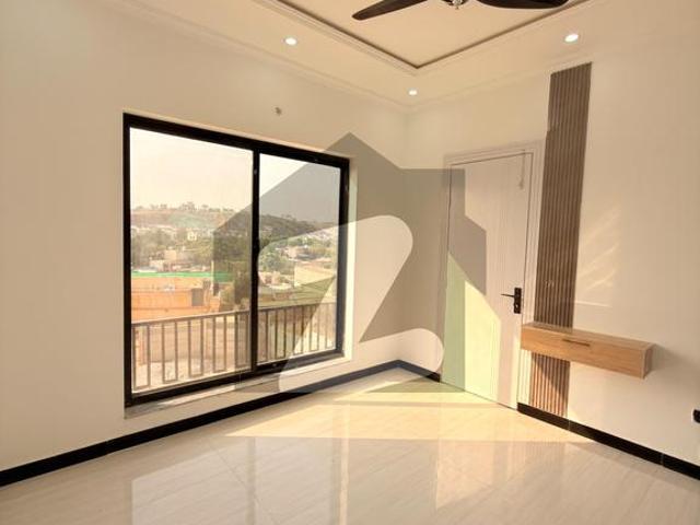 5.5 Marla Corner Brand New House for Sale! Prime location! Bahria Town Phase 7