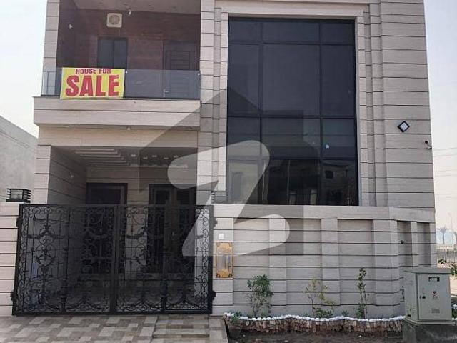 5.5 Marla Brand New Modern Design Lavish House For Sale In Park View City Lahore | For Discounted Price And Original Pictures Download The App Signature Lands