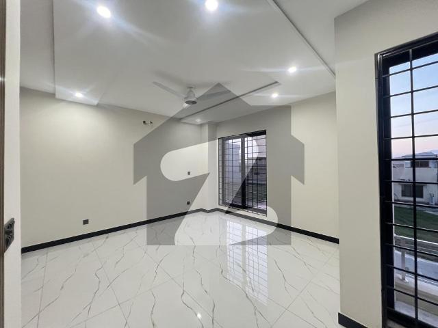5.5 Marla Brand New House Bahria Town Phase 8