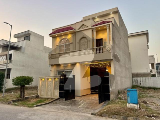 5.5 Marla Brand New Spanish House For Sale Citi Housing Gujranwala 50 Feet Road Citi Housing Society