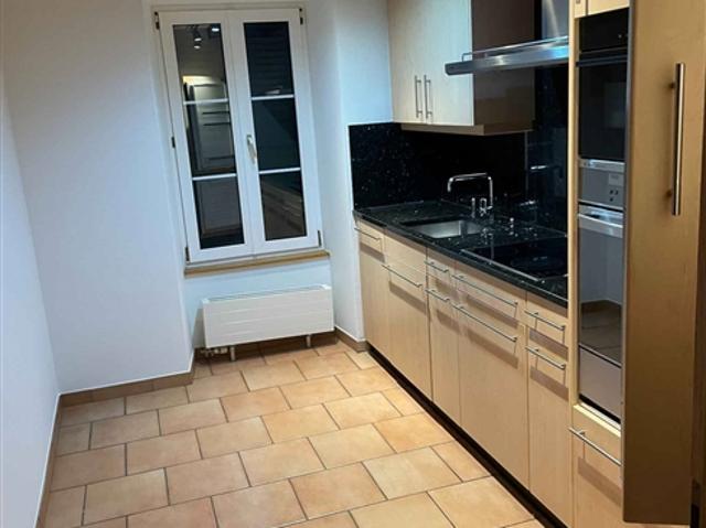 Charmante 5,5 Zimmer Wohnung im Herzen von Epalinges