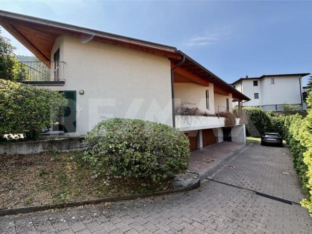 5.5 Room single house