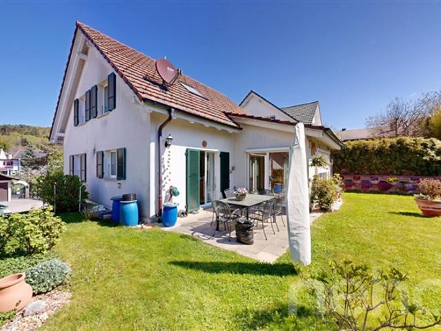 5.5 Room single house