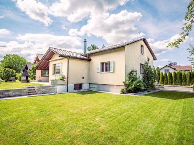 5.5 Zi. EFH in Uetendorf mit grossem Garten & Ausbaupotential