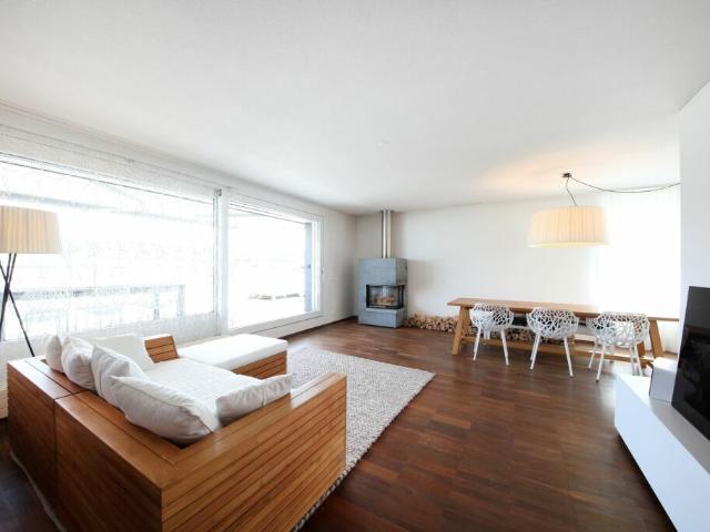 5.5 Zimmer Attikawohnung 145 m2 für gehobene Ansprüche