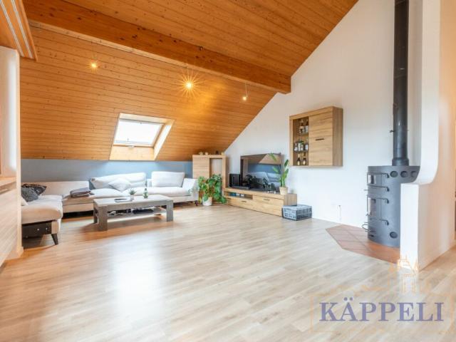5.5 Zimmer Dachwohnung im Zentrum von Wattenwil