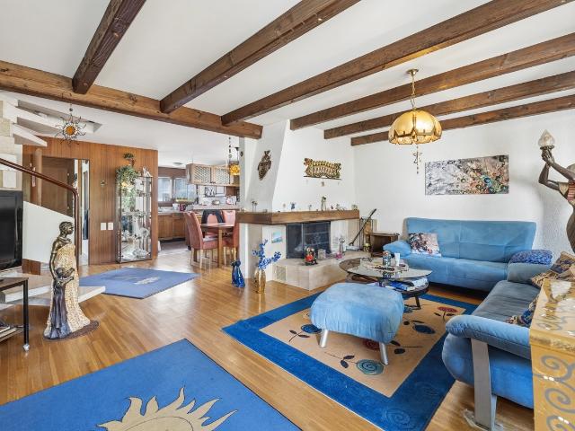 5.5 Zimmer Doppeleinfamilienhaus mit Garten in Muttenz