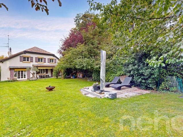 5,5 Zimmer Familie mit Garten in einem ruhigen Dorf