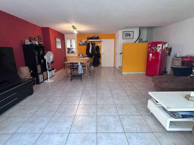5.5 Zimmer, 143 m², 1. Stock