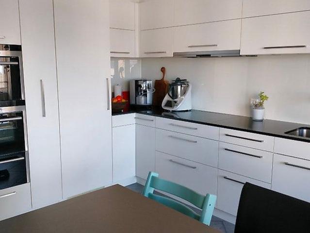5.5 Zimmer, 140 m², 3. Stock