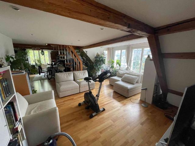 5.5 Zimmer, 140 m², 4. Stock