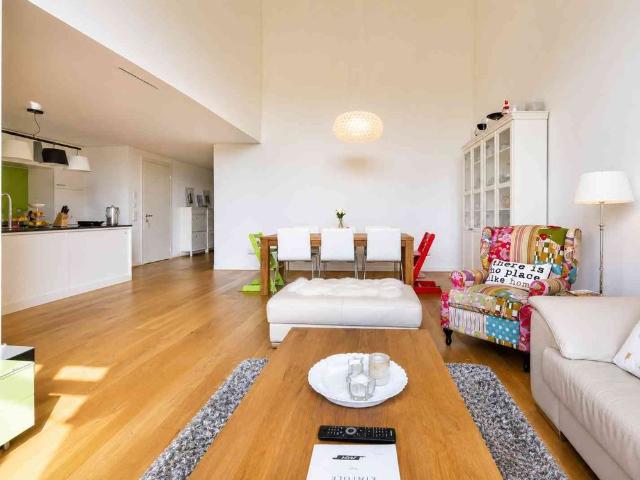5.5 Zimmer, 142 m², 1. Stock