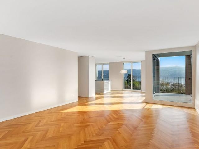 5.5 Zimmer, 145 m², 1. Stock