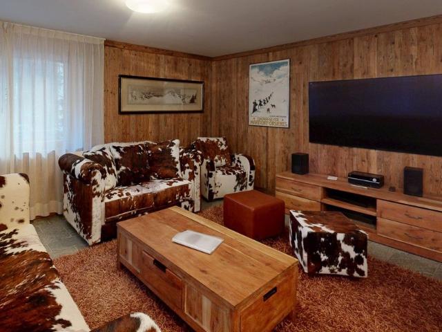 5.5 Zimmer, 145 m², 1. Stock