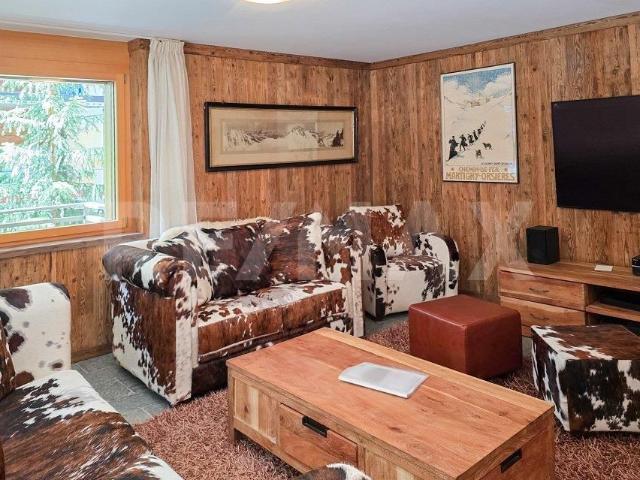 5.5 Zimmer, 145 m², 1. Stock