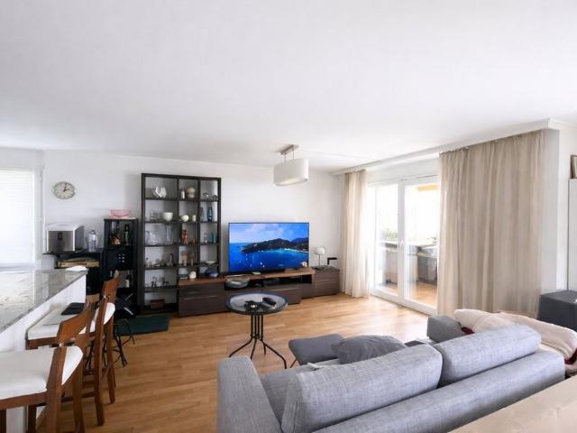 5.5 Zimmer, 145 m², 3. Stock