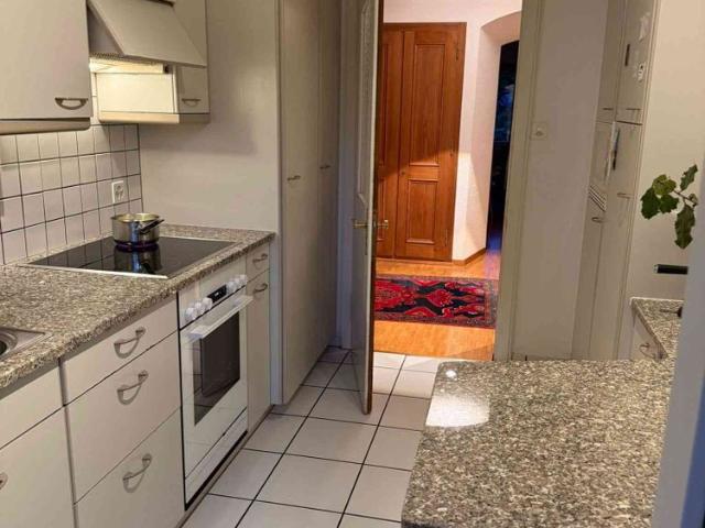 5.5 Zimmer, 146 m², 2. Stock