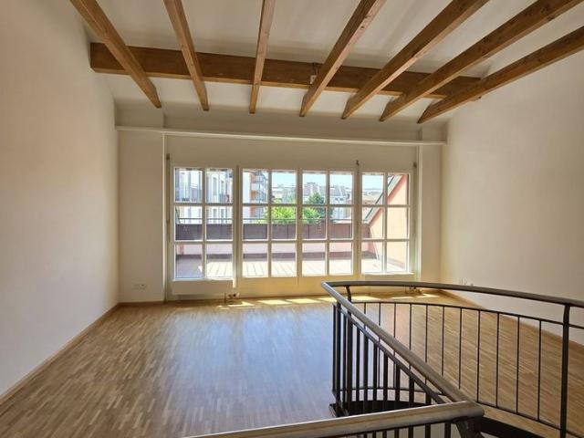 5.5 Zimmer, 148 m², 2. Stock