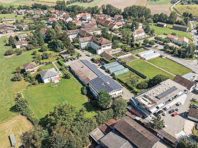 5.5 Zimmer, 149 m², 1. Stock
