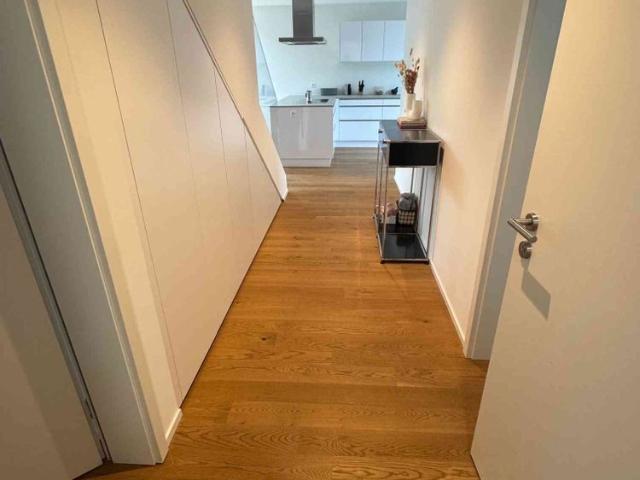 5.5 Zimmer, 157 m², 2. Stock
