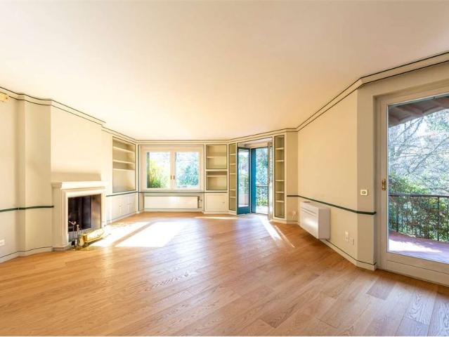 5.5 Zimmer, 157 m², 2. Stock